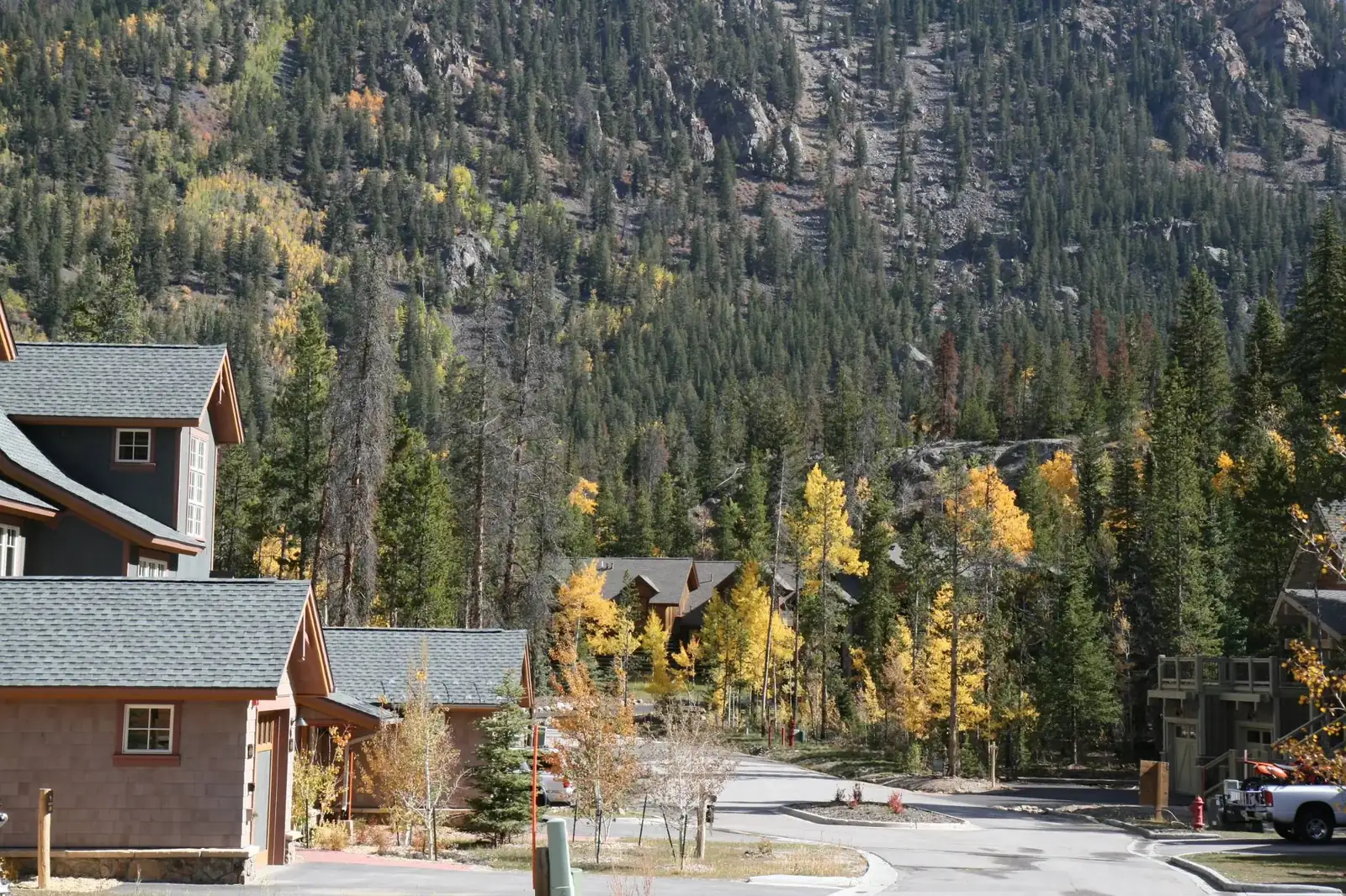 The Alders, Aspen-lined road toward Keystone and Dillon, luxury vacation rental in Keystone, Colorado