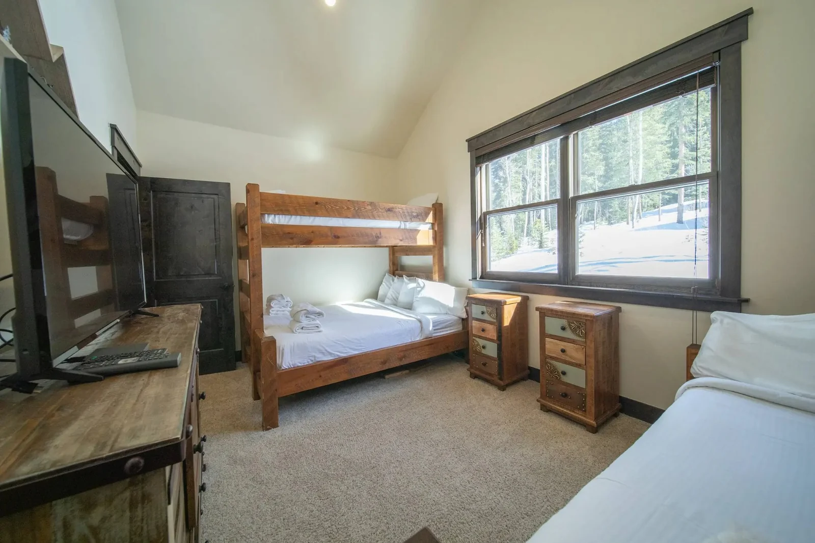 The Alders, Bunk beds by the window, luxury vacation rental in Keystone, Colorado