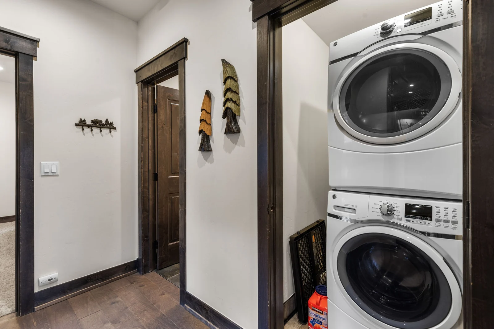 The Alders, Entry and in-unit stacked washer and dryer, luxury vacation rental in Keystone, Colorado